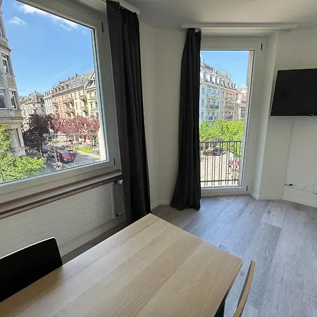 Downtown Deluxe With Queen Bed Be-26 Zurich